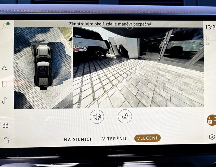 Land Rover Defender SUV / Terénní 5,0 l 313 kw