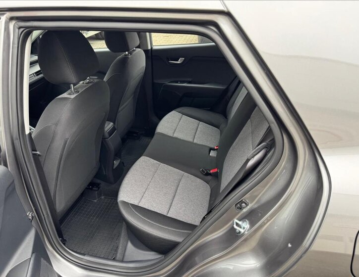 KIA Stonic Hatchback 998,0 74 kw