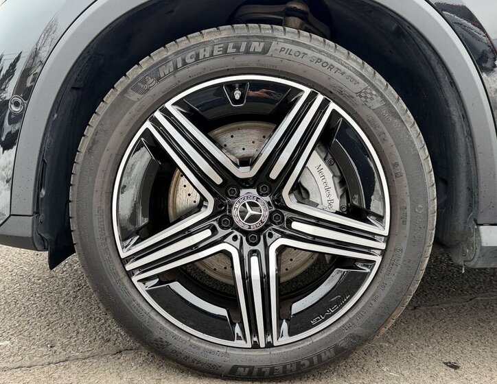 Mercedes-Benz GLC SUV 2,0 l 145 kw