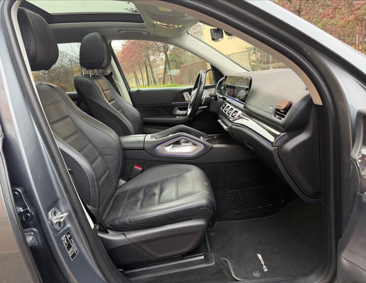 Mercedes-Benz GLS 10