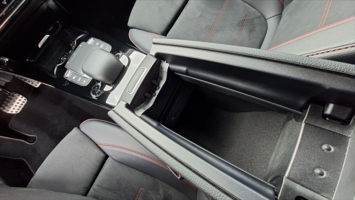 Mercedes-Benz CLA Kupé 1,3 l 120 kw