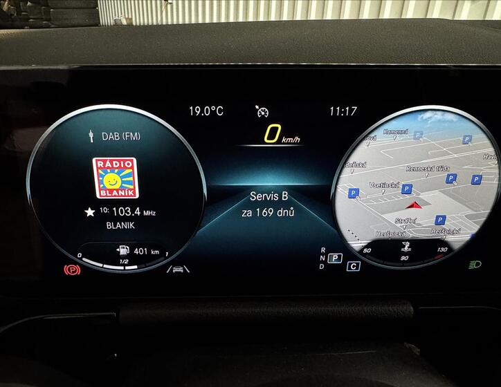 Mercedes-Benz GLA 20