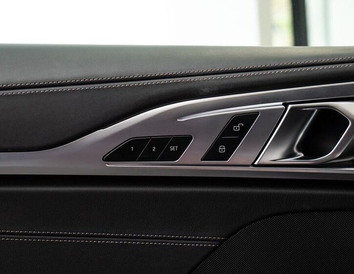 BMW Řada 8 Kupé 4,4 l 390 kw