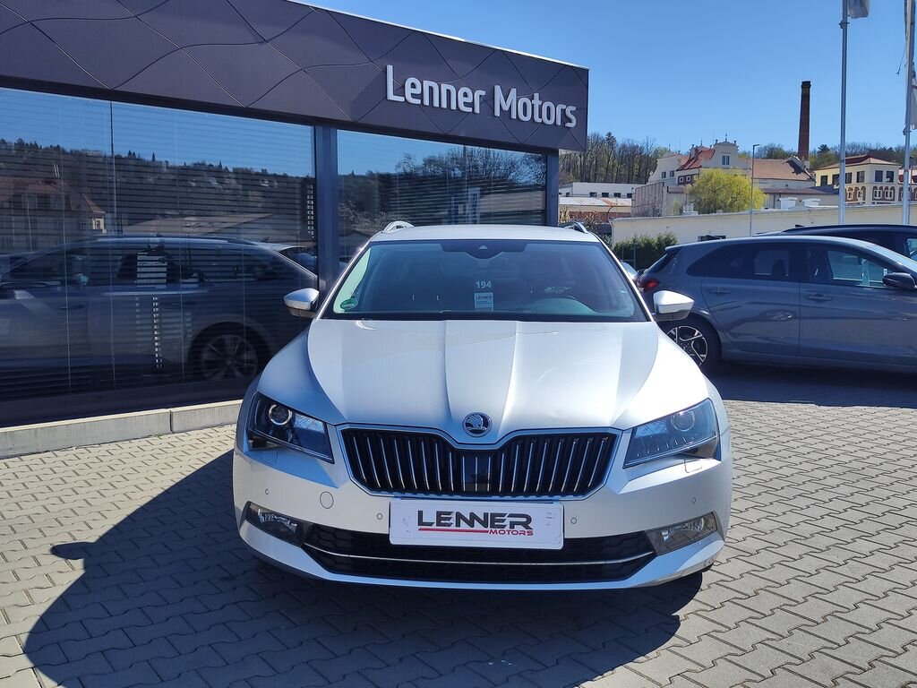 Škoda Superb Kombi 2,0 l 140 kw