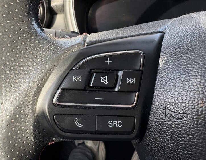 MG HS SUV 1,5 l 119 kw