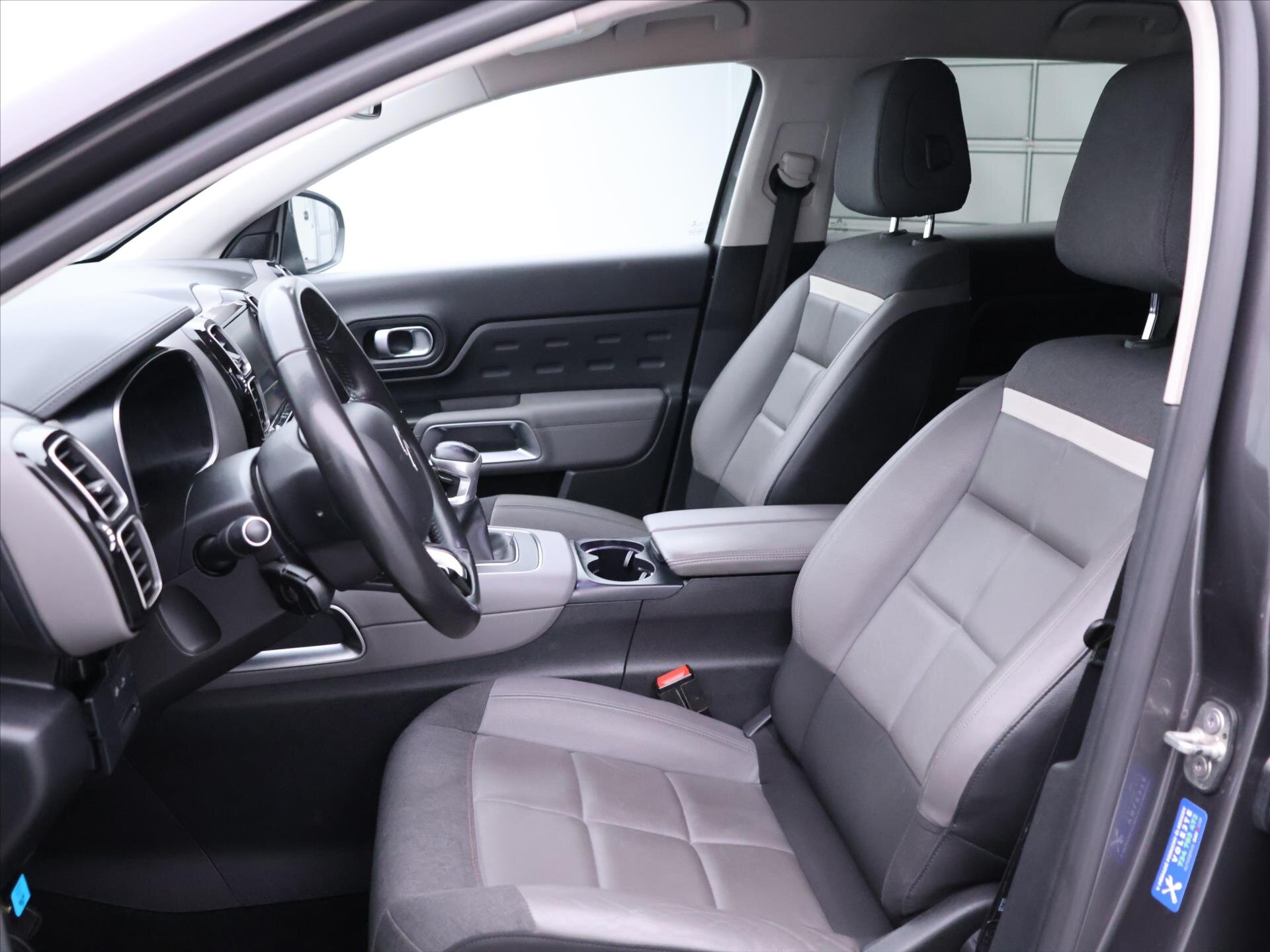 Citroën C5 Aircross SUV / Terénní 1,2 l 96 kw