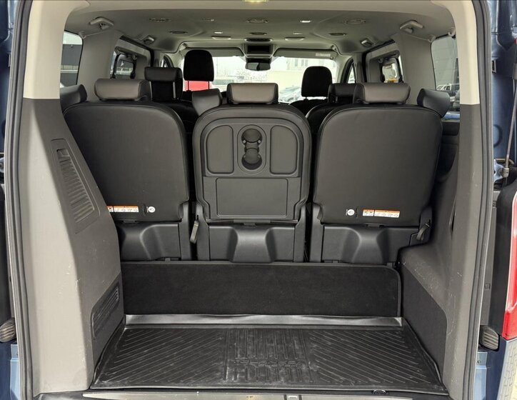 Ford Tourneo Custom MPV 2,0 l 136 kw