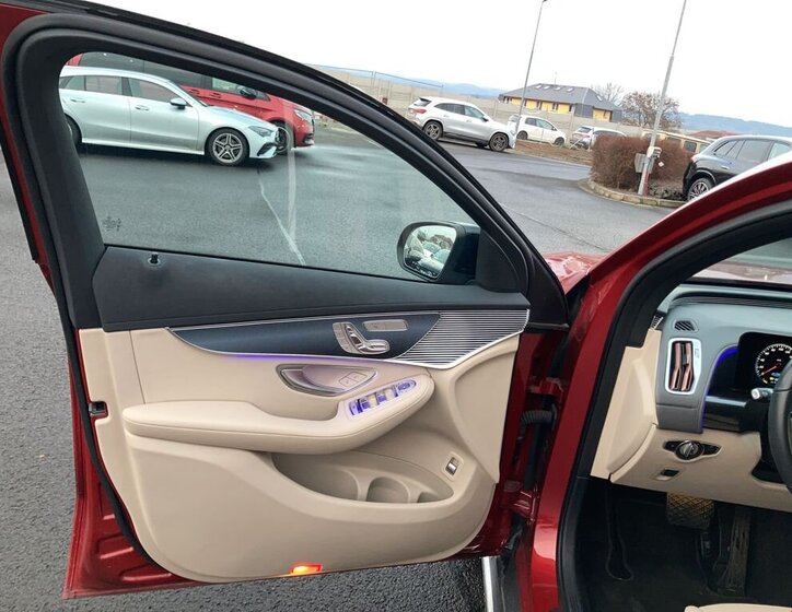 Mercedes-Benz EQC 22