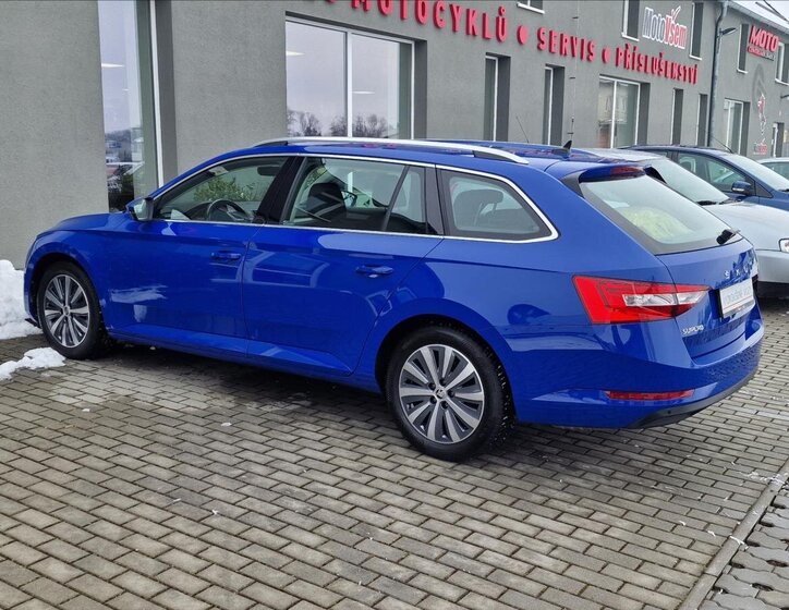 Škoda Superb Kombi 1,5 l 110 kw