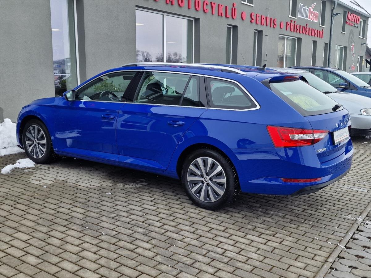 Škoda Superb Kombi 1,5 l 110 kw
