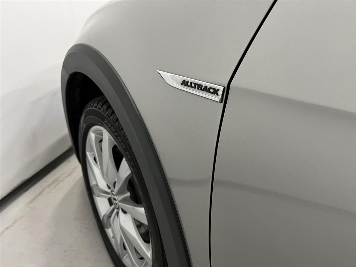 Volkswagen Golf Kombi 2,0 l 135 kw