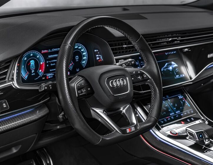 Audi SQ8 17