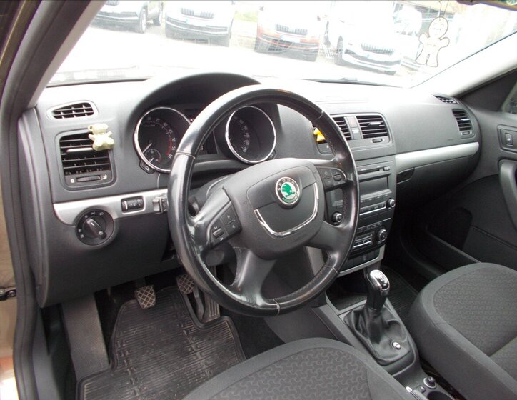 Škoda Yeti SUV / Terénní 2,0 l 81 kw