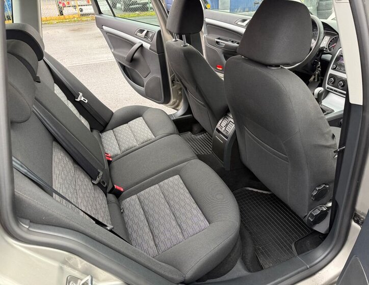 Škoda Octavia Kombi 2,0 l 103 kw