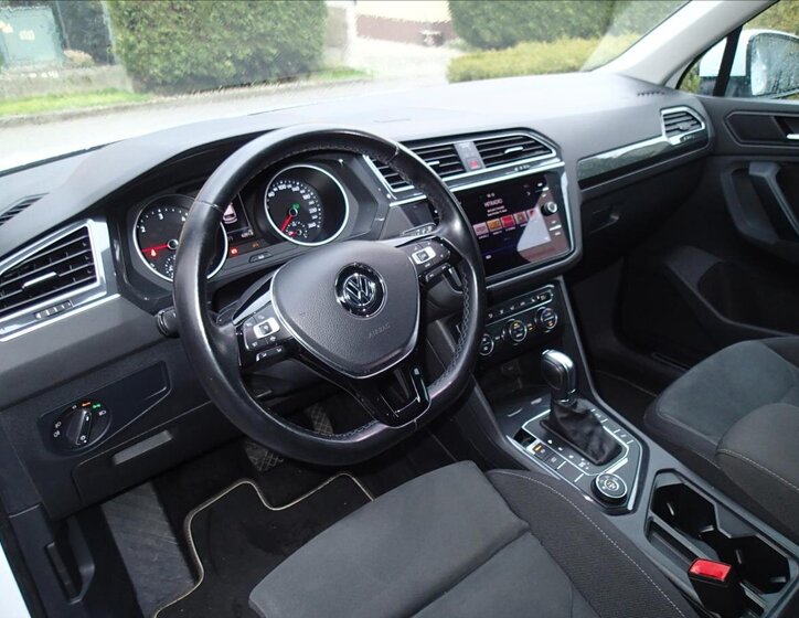 Volkswagen Tiguan SUV / Terénní 2,0 l 110 kw