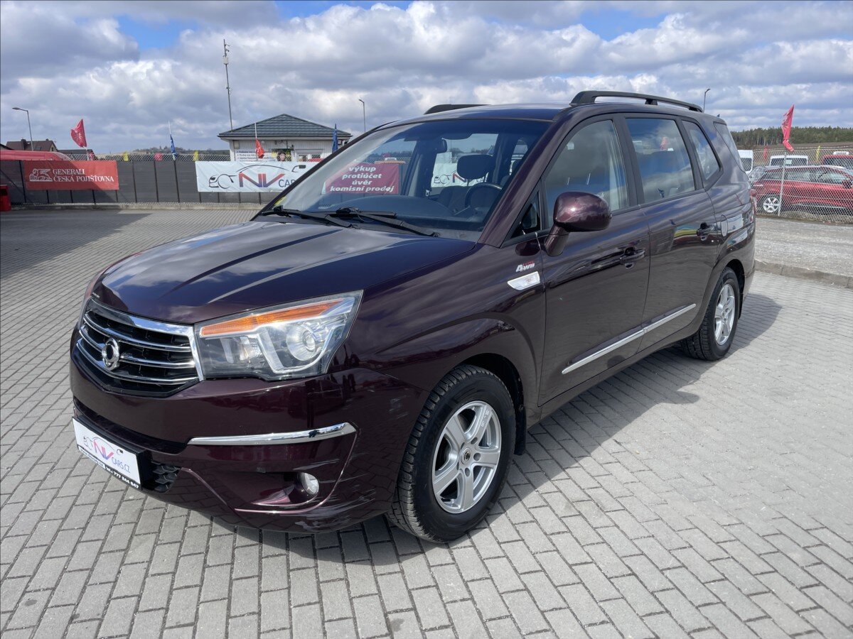 SsangYong Rodius SUV / Terénní 2,0 l 114 kw