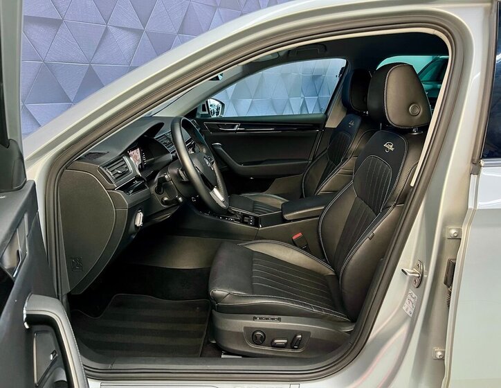 Škoda Superb Kombi 2,0 l 140 kw