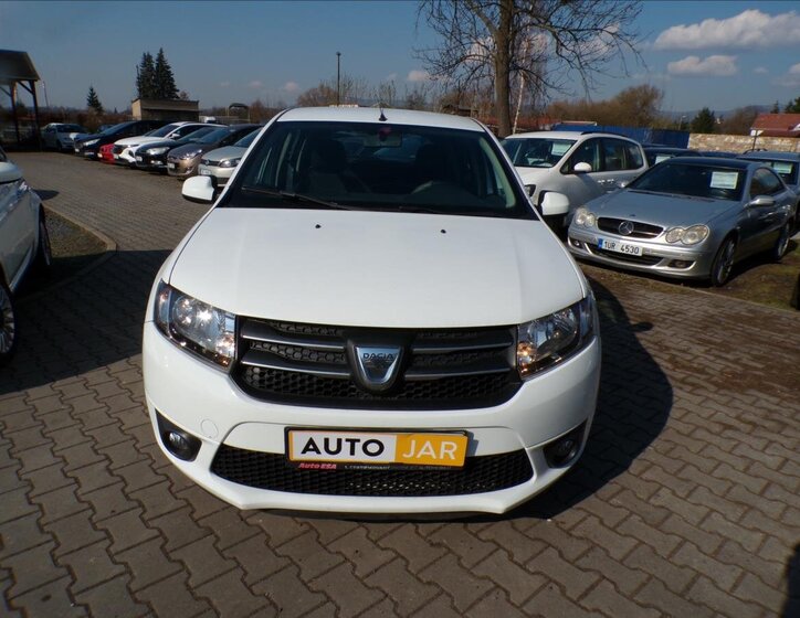 Dacia Sandero Hatchback 1,1 l 54 kw