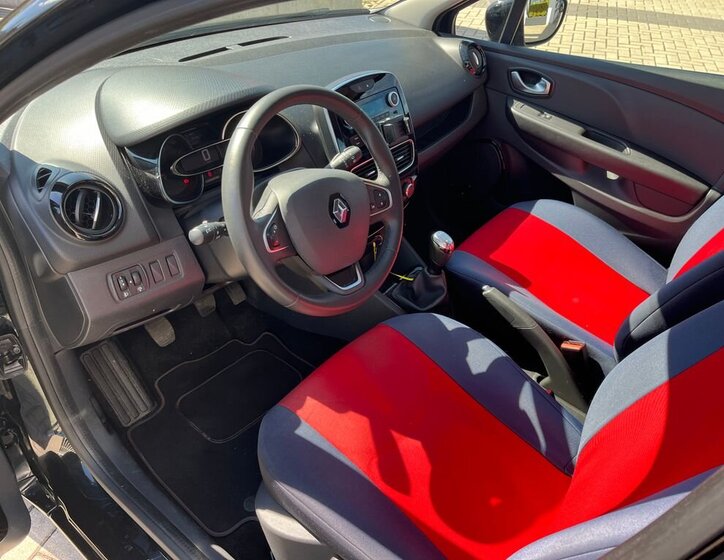 Renault Clio Kombi 1,1 l 54 kw