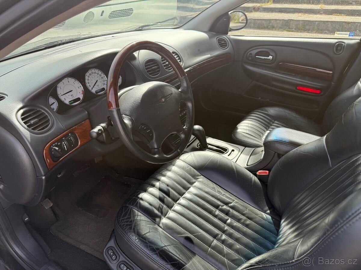 Chrysler 300M Sedan / Limuzína 3,5 l 185 kw