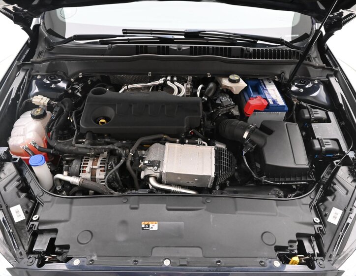 Ford Mondeo Sedan 2,0 l 140 kw