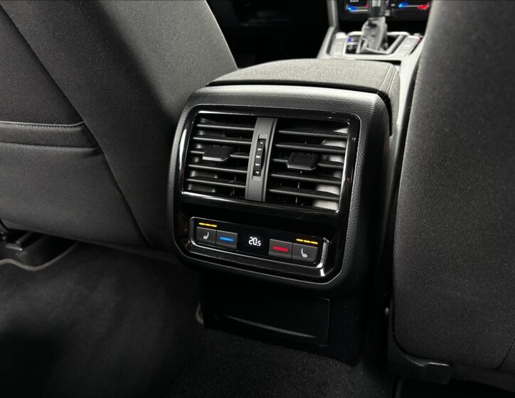 Volkswagen Passat Kombi 1,5 l 110 kw