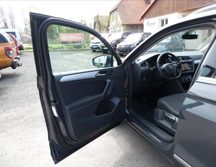 Volkswagen Tiguan SUV 2,0 l 110 kw