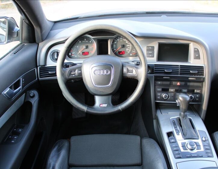 Audi A6 Kombi 3,0 l 171 kw