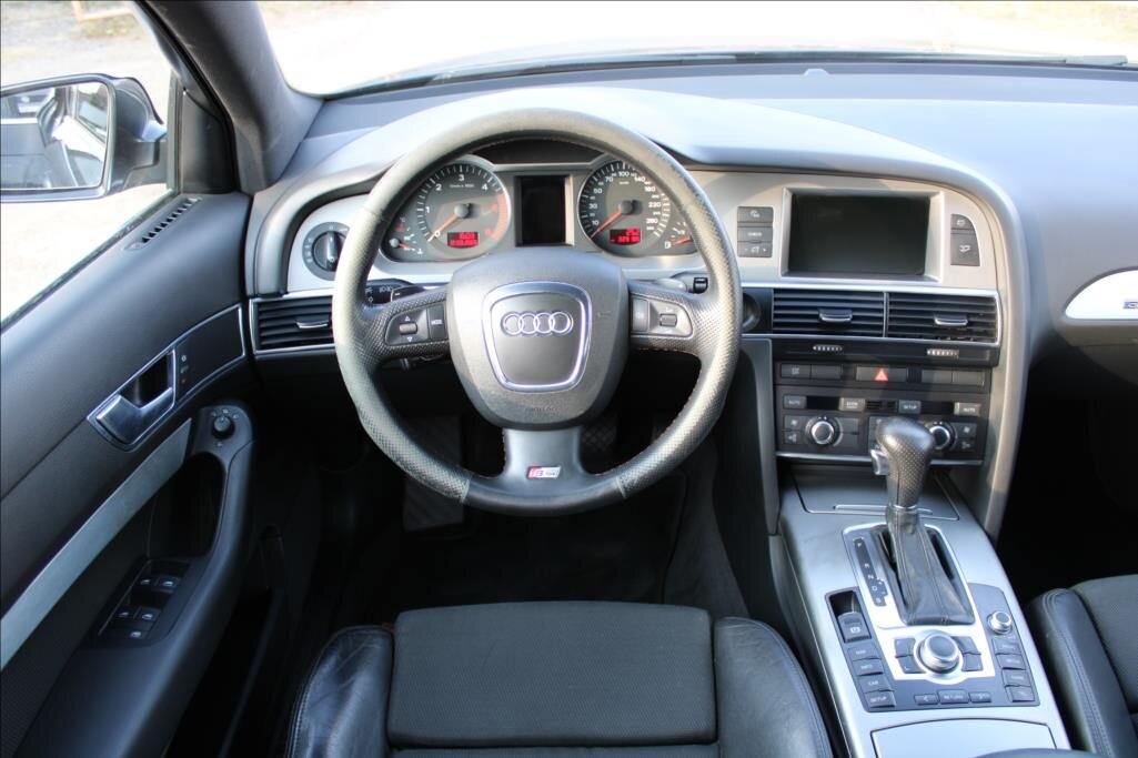 Audi A6 Kombi 3,0 l 171 kw