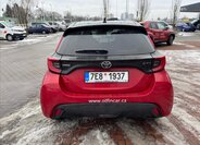 Toyota Yaris Hatchback 1,5 l 97 kw