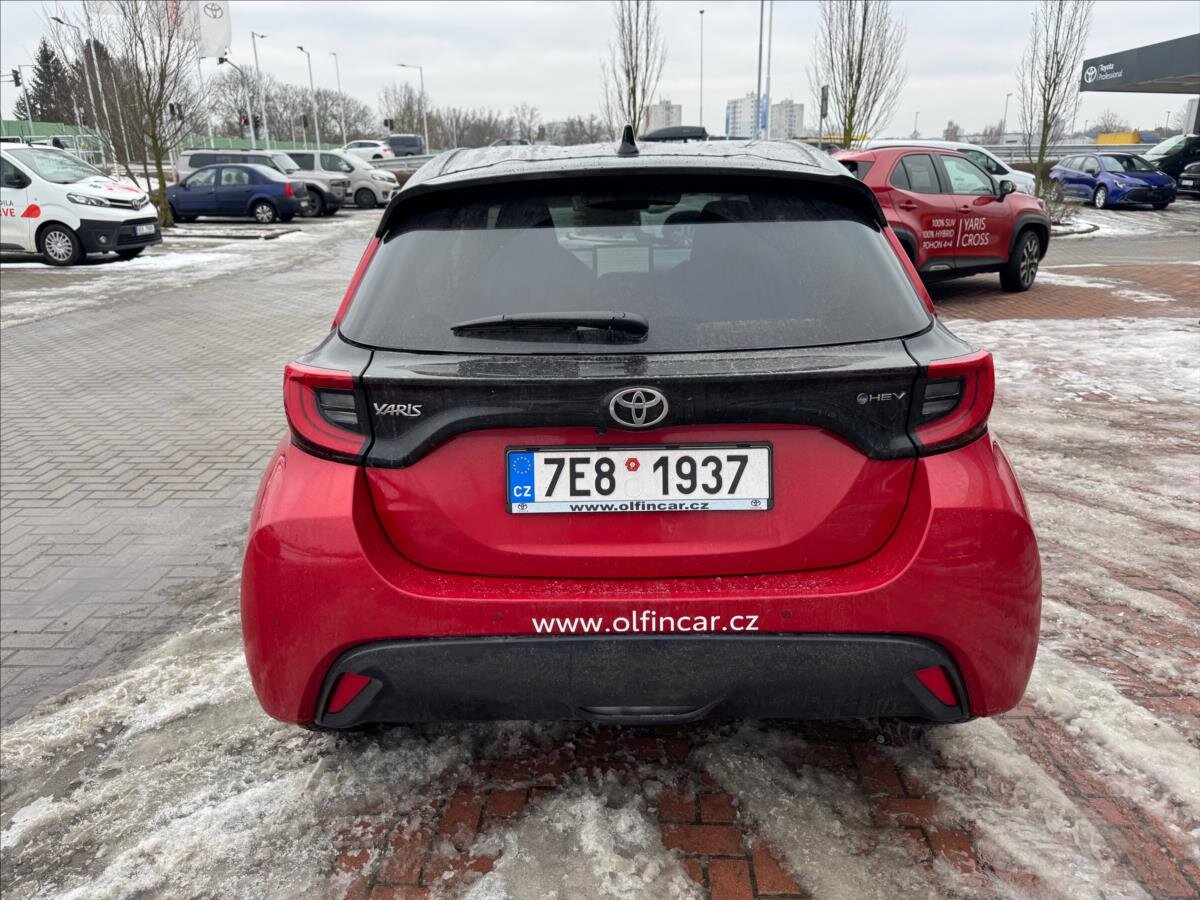 Toyota Yaris Hatchback 1,5 l 97 kw