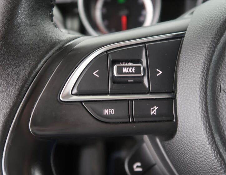 Suzuki Swift Hatchback 1,2 l 66 kw