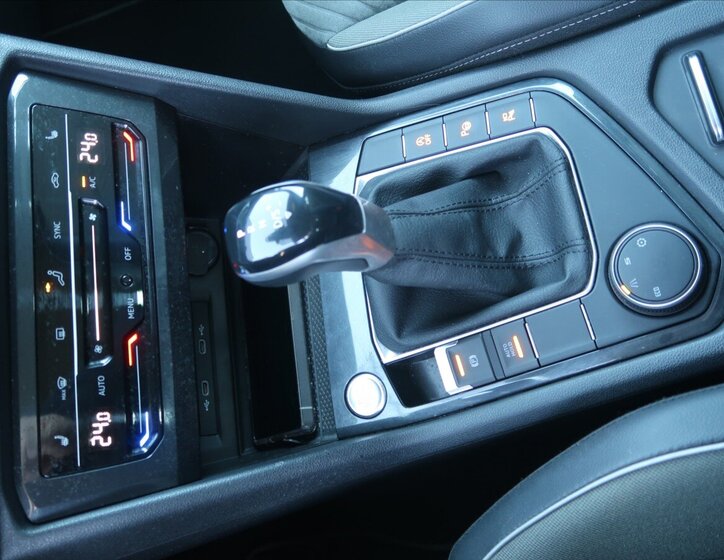 Seat Tarraco SUV / Terénní 2,0 l 110 kw