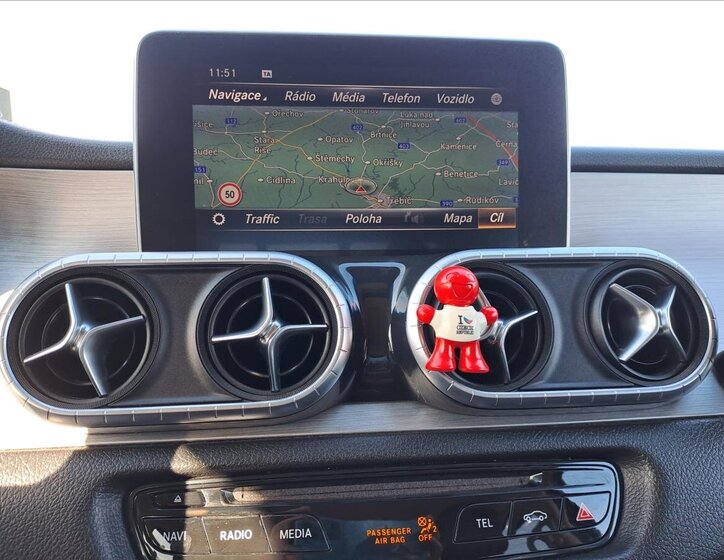 Mercedes-Benz Třídy X 16