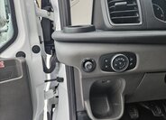 Ford Transit 9