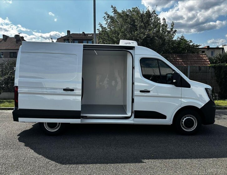 Nissan Interstar Ostatní 2,0 l 110 kw