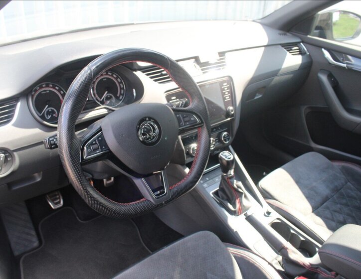 Škoda Octavia 13