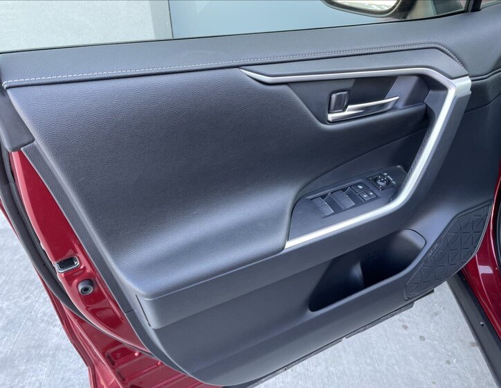 Toyota RAV4 Kombi 2,5 l 163 kw