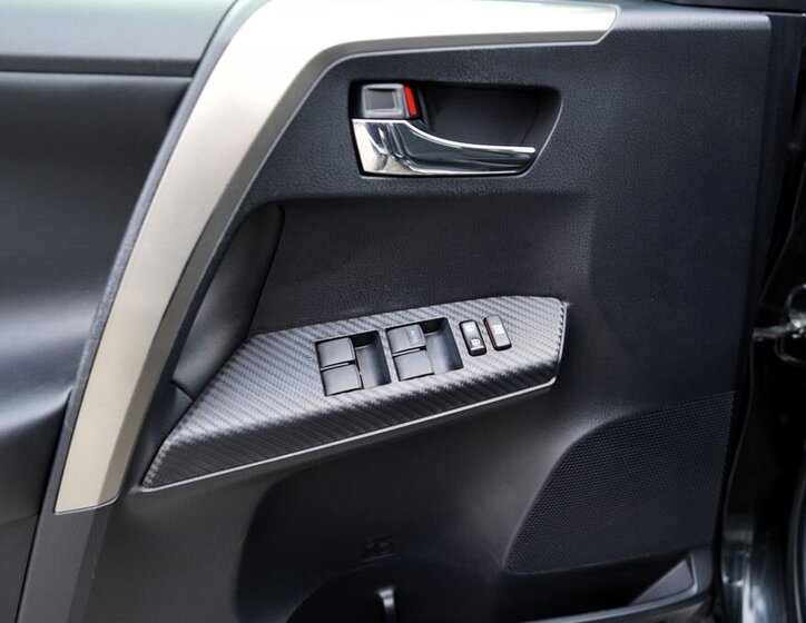 Toyota RAV4 SUV / Terénní 2,0 l 91 kw