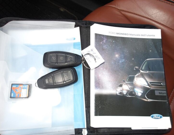 Ford Mondeo Kombi 2,0 l 120 kw