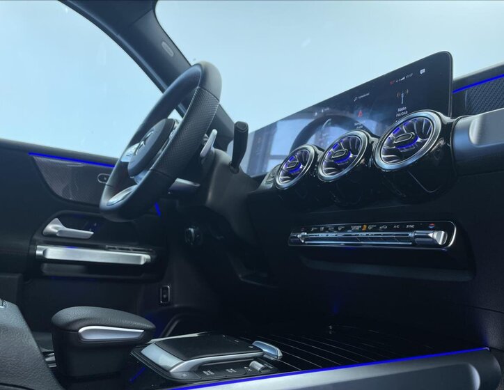 Mercedes-Benz GLB SUV 1,3 l 120 kw