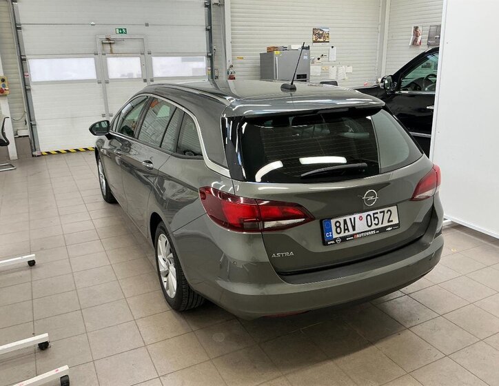 Opel Astra 4