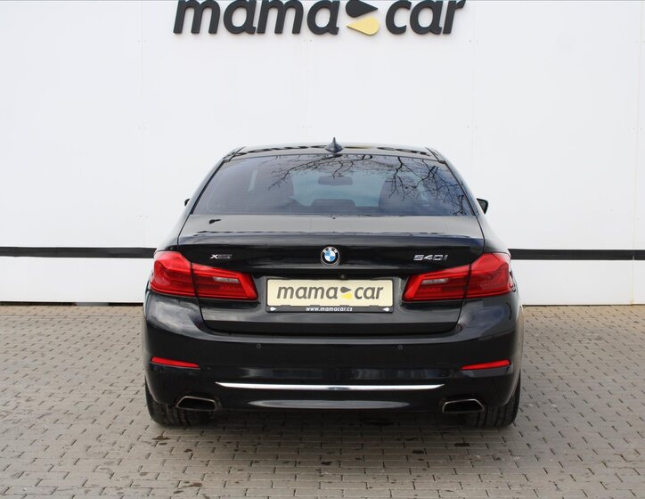 BMW Řada 5 Sedan 3,0 l 250 kw