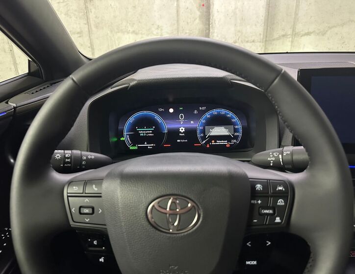 Toyota C-HR Hatchback 1,8 l 90 kw