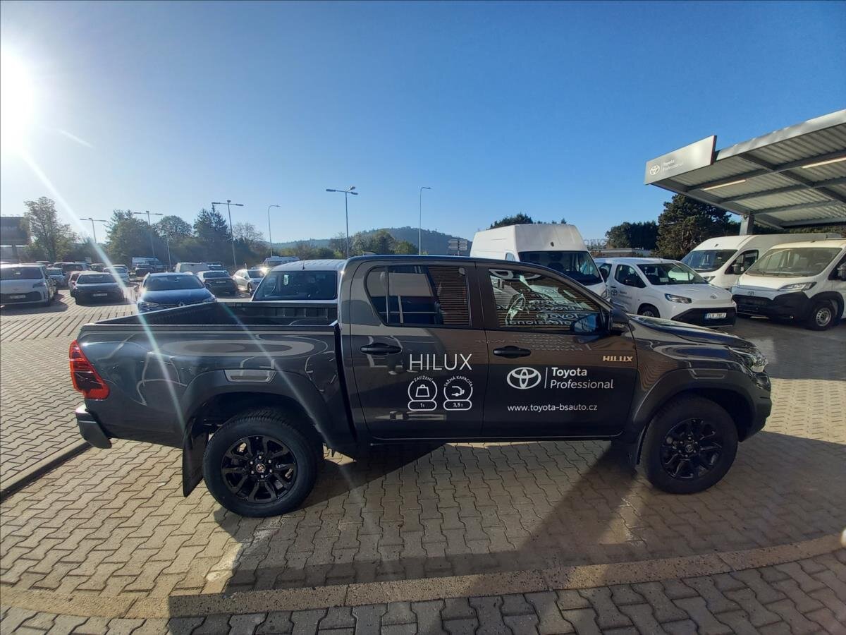 Toyota Hilux Ostatní 2,8 l 150 kw