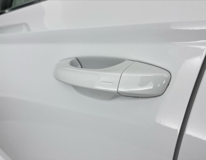 Škoda Karoq SUV / Terénní 1,5 l 110 kw