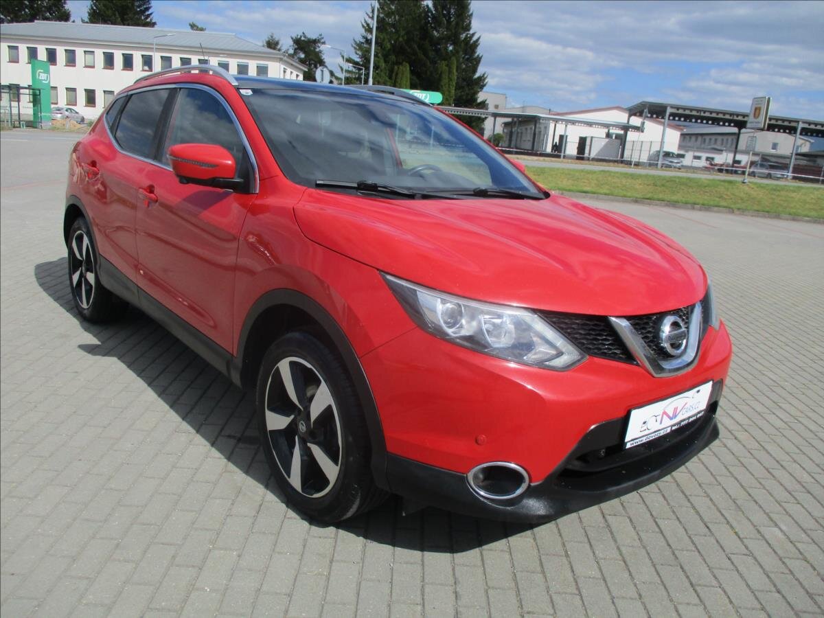 Nissan Qashqai SUV 1,6 l 96 kw