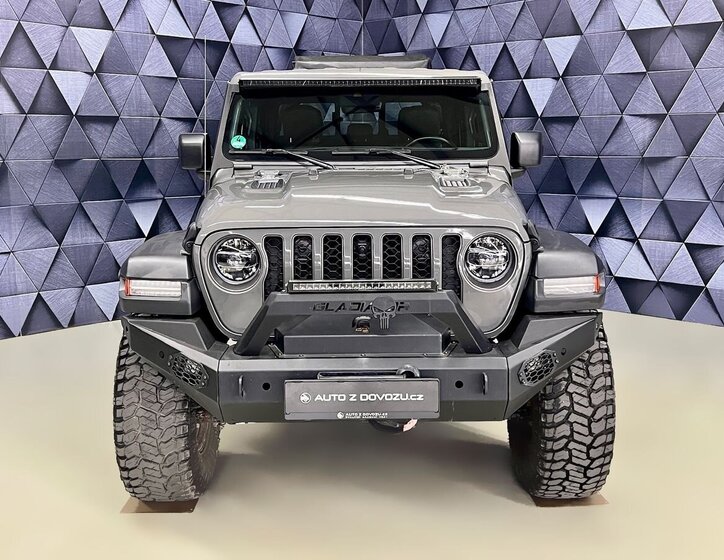 Ostatní Ostatní Ostatní 3,6 l 209 kw