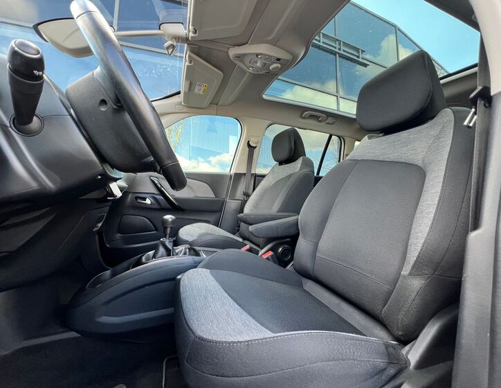 Citroën Grand C4 Picasso 8