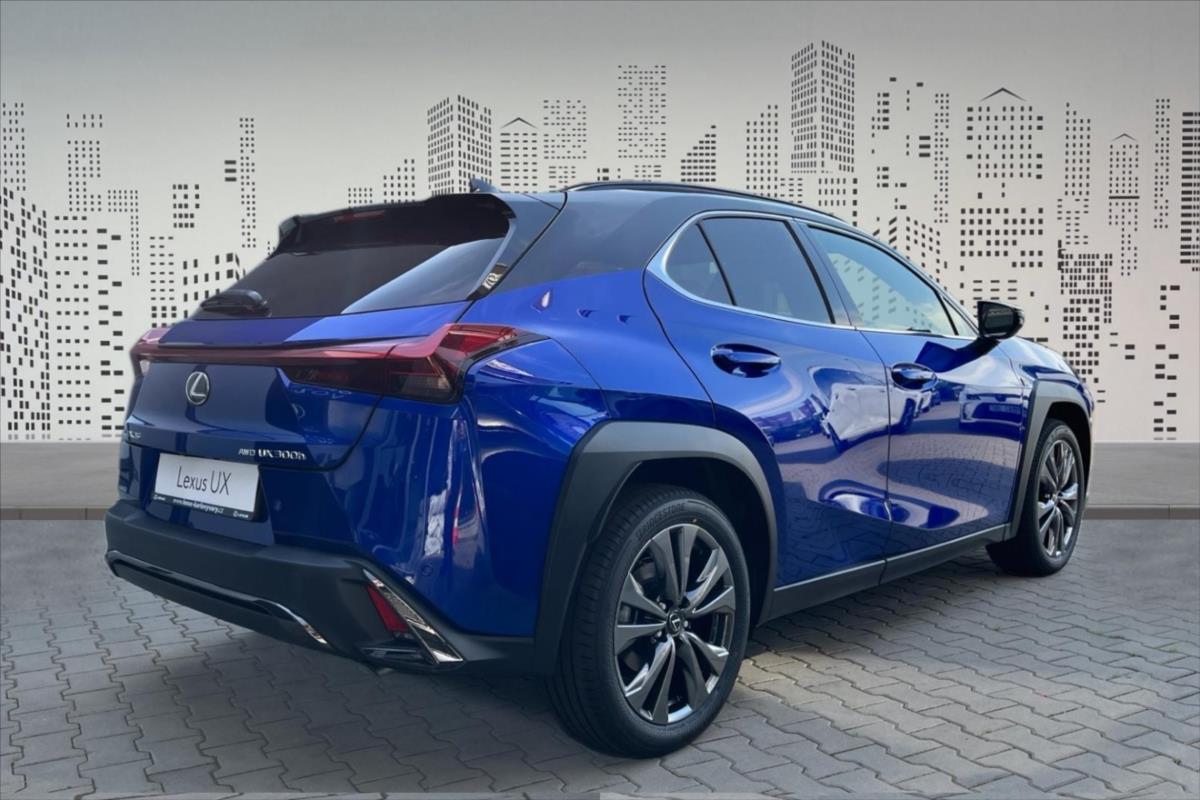 Lexus UX 250h